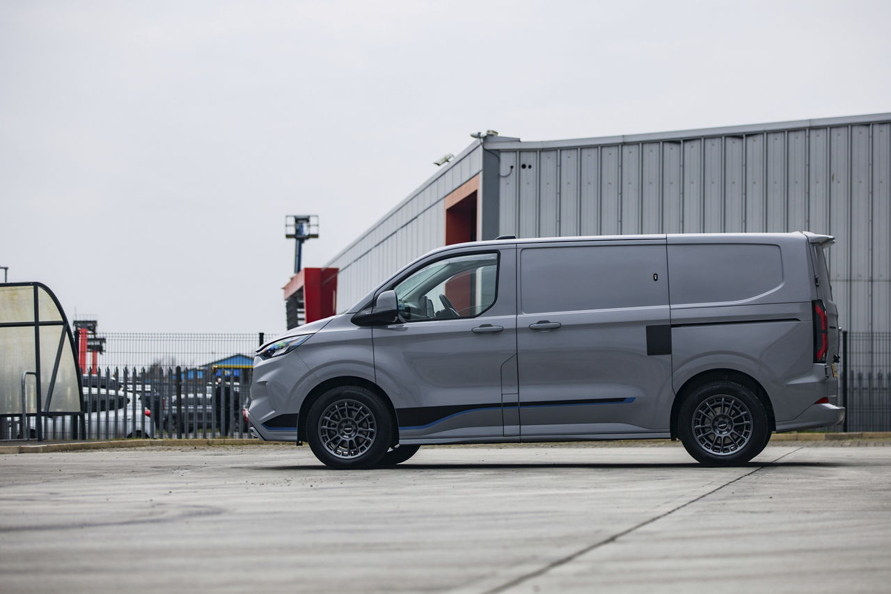 2026 Ford Transit - Rotiform OZR-T - Gun Metal | Rotiform